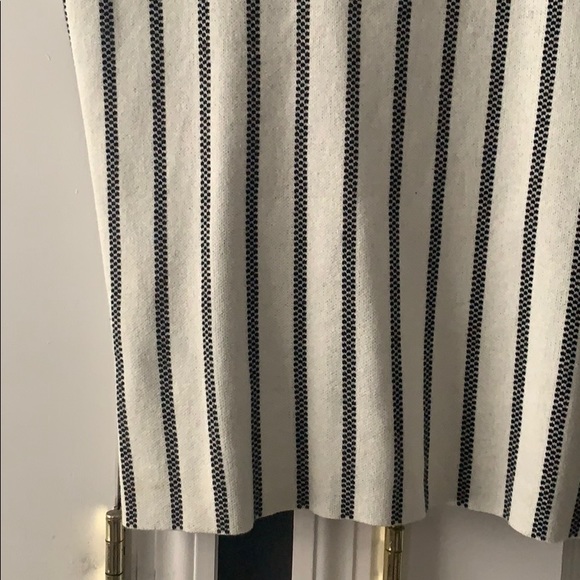 Tank top - Picture 2 of 4